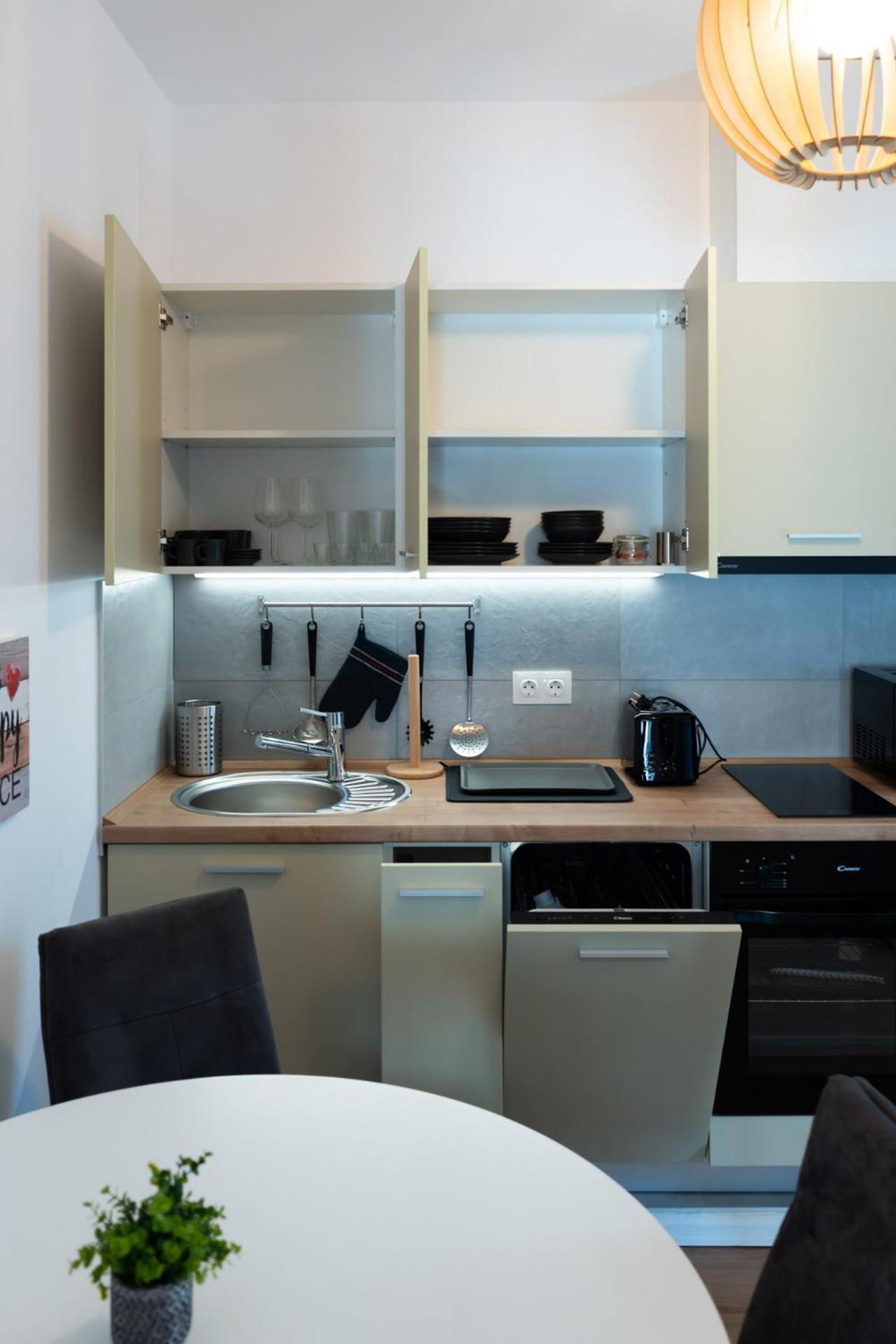 Cris Apartments Targu Mures Exterior photo