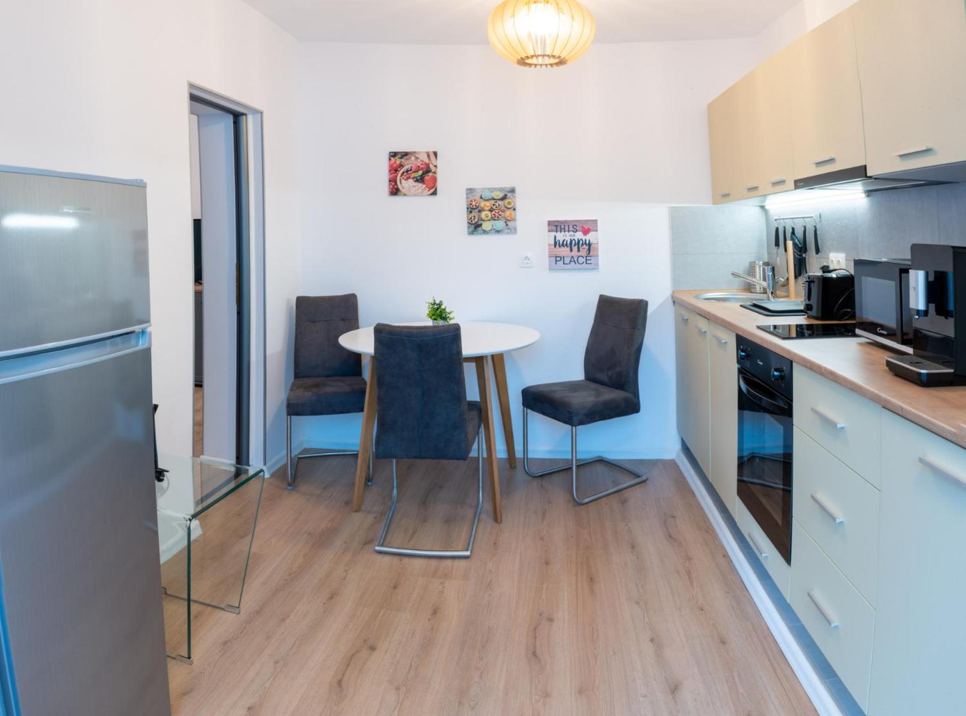 Cris Apartments Targu Mures Exterior photo